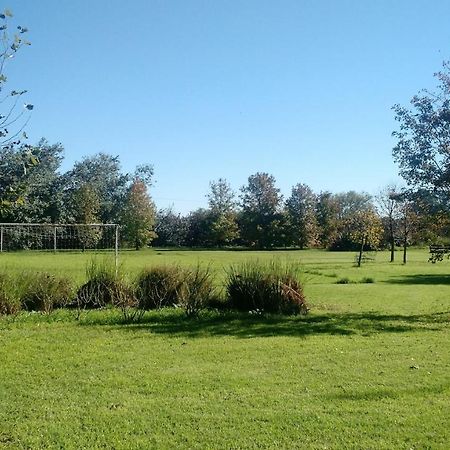 Вилла El Ranchito De Areco Сан-Антонио-де-Ареко Экстерьер фото